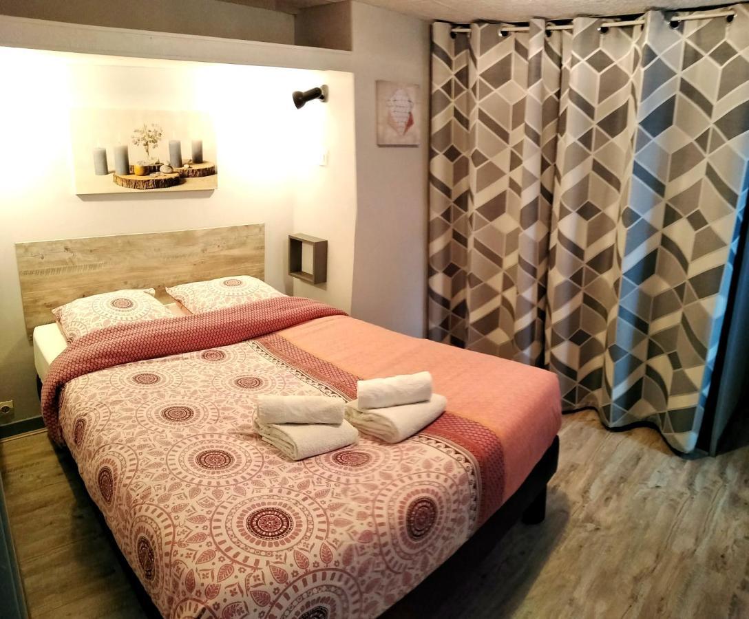 T2 Bis Quartier Chateau De По Экстерьер фото
